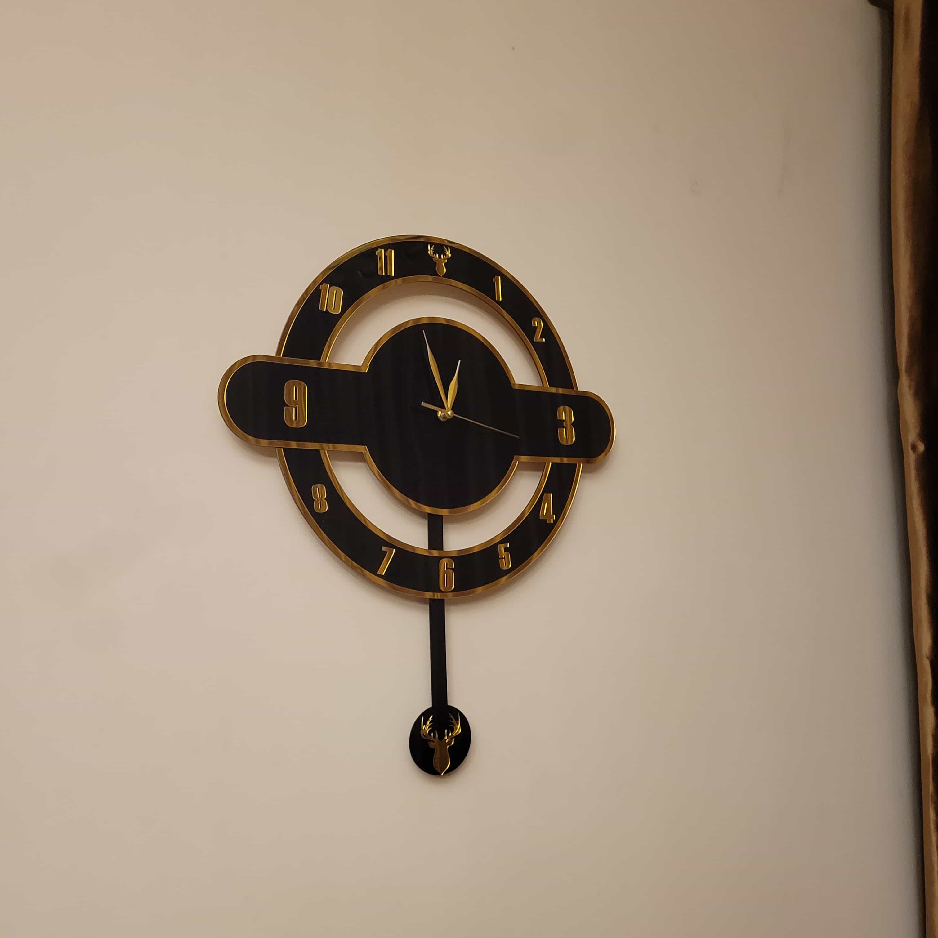 Modern Dual-Layer Deer Pendulum Acrylic Wall Clock – Black & Gold (16 Inches)